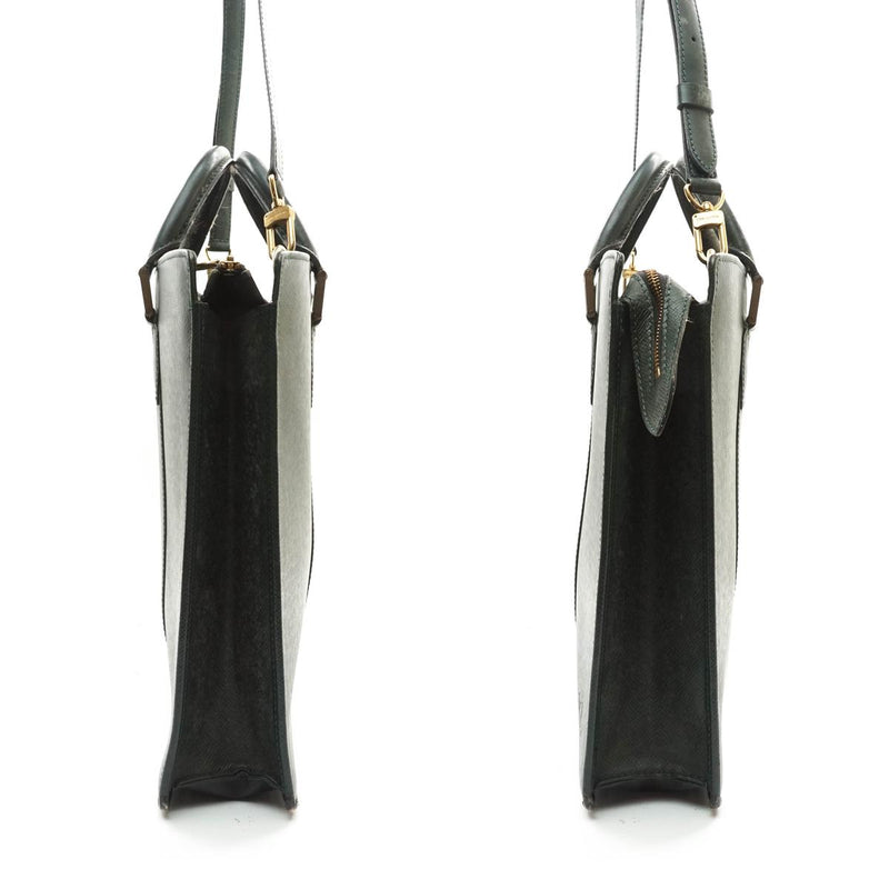 Louis Vuitton Serviette Taiga
