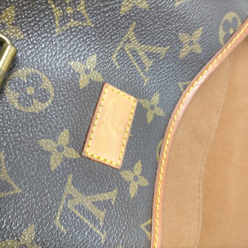 Louis Vuitton Saumur 35 Crossbody