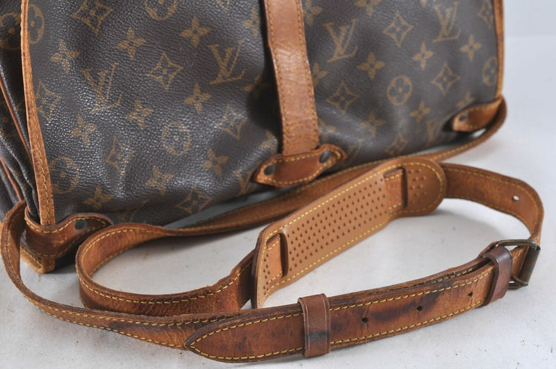 Louis Vuitton Saumur 35 Crossbody