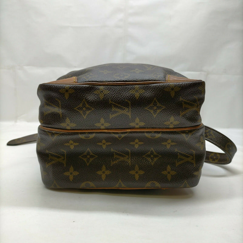 Louis Vuitton Amazon Gm Crossbody