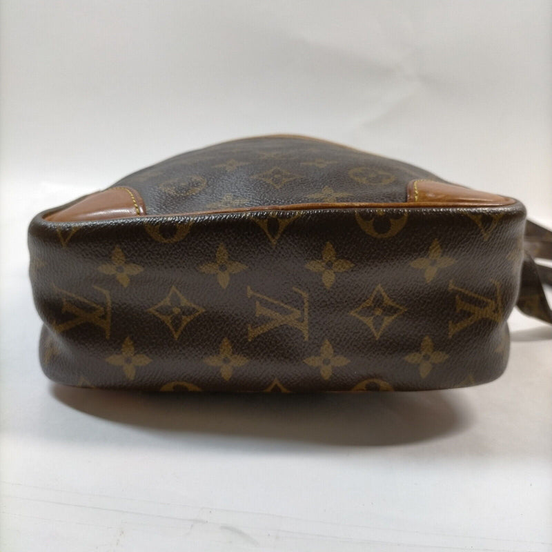 Louis Vuitton Danube Mm Crossbody