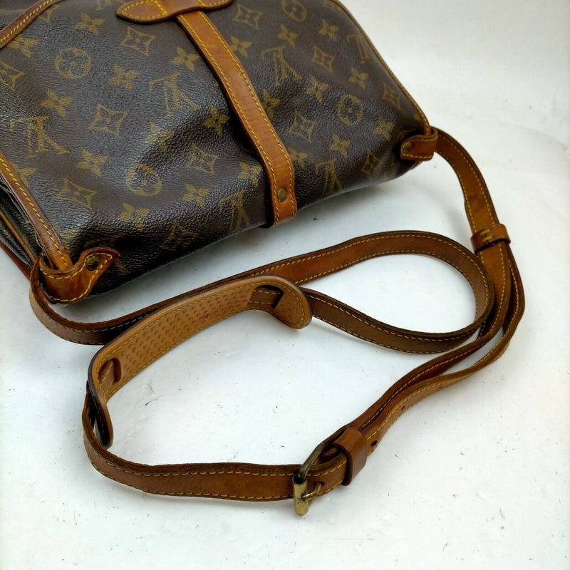 Louis Vuitton Saumur 30 Crossbody