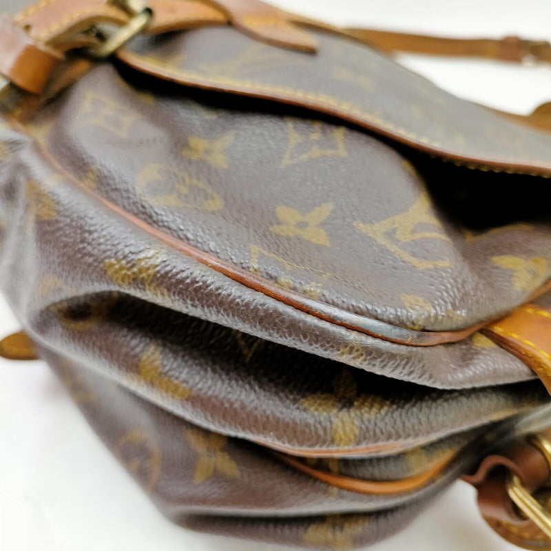 Louis Vuitton Saumur 30 Crossbody