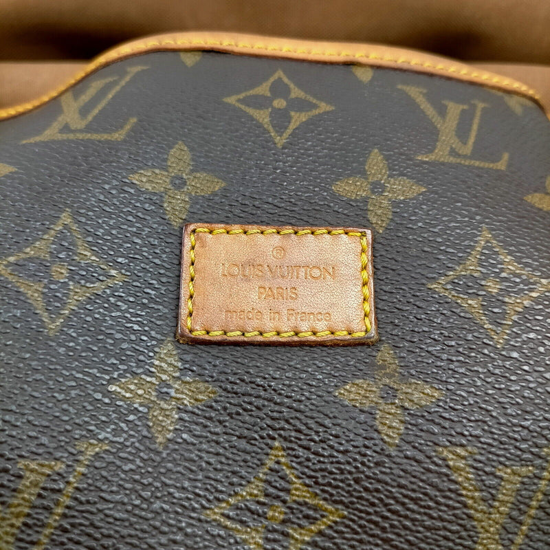 Louis Vuitton Saumur 30 Crossbody