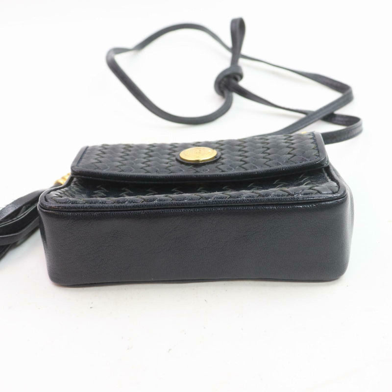 Pre-loved authentic Fendi Black Leather Shoulder Bag sale at jebwa