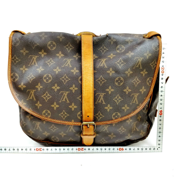 Louis Vuitton Saumur 35 Crossbody