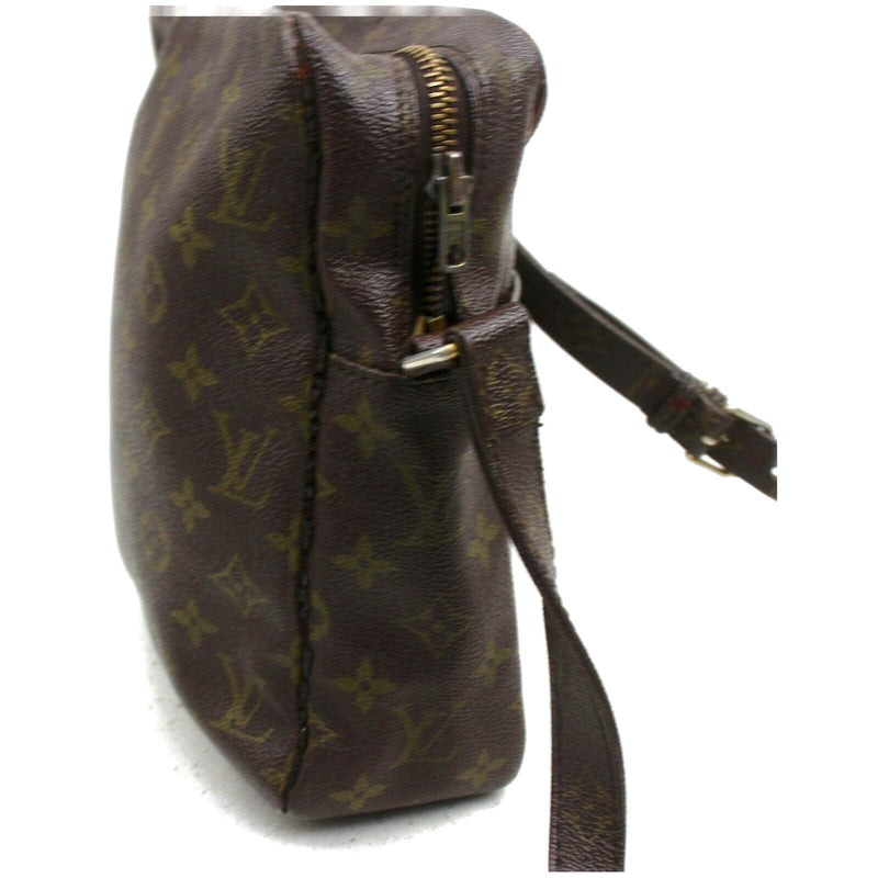 Pre-loved authentic Louis Vuitton Danube Mm Crossbody sale at jebwa