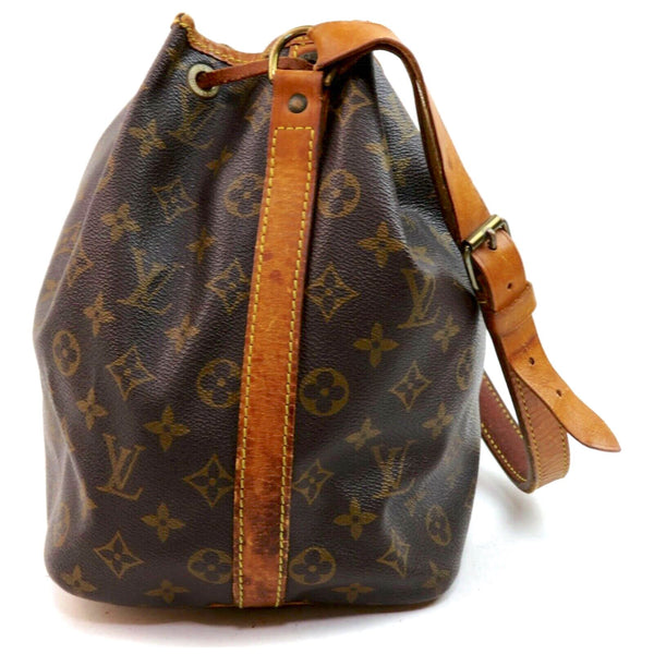 Pre-loved authentic Louis Vuitton Noe Pm Shoulder Bag sale at jebwa