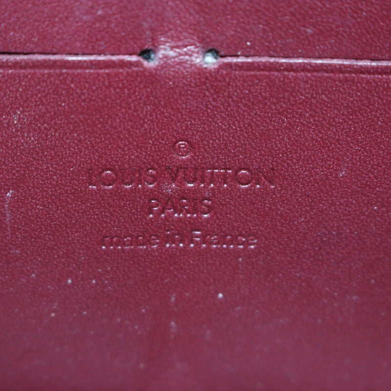 Pre-loved authentic Louis Vuitton Zippy Wallet Bordeaux sale at jebwa