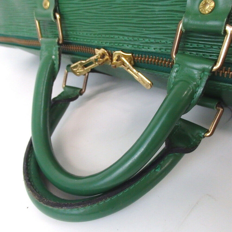 Pre-loved authentic Louis Vuitton Keepall 50 Epi Green sale at jebwa