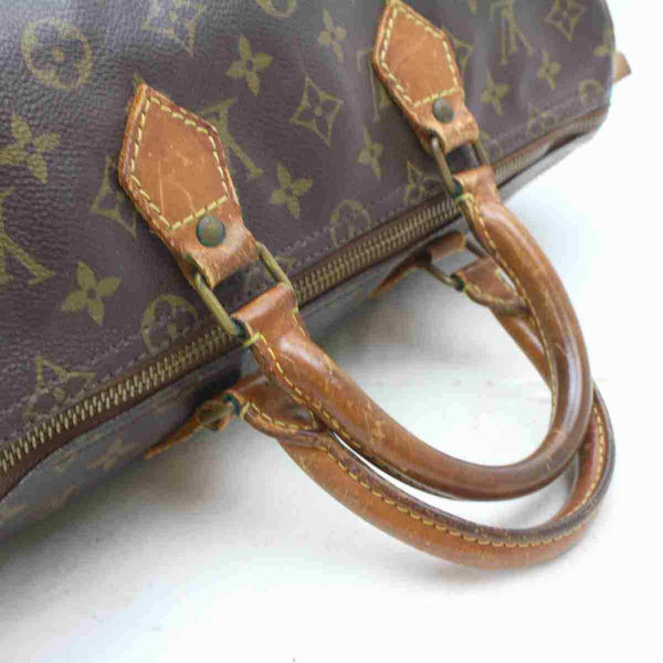 Pre-loved authentic Louis Vuitton Speedy 35 Hand Bag sale at jebwa