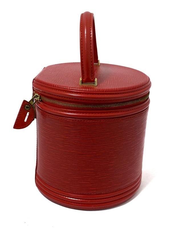 Pre-loved authentic Louis Vuitton Cannes Castilian Red sale at jebwa