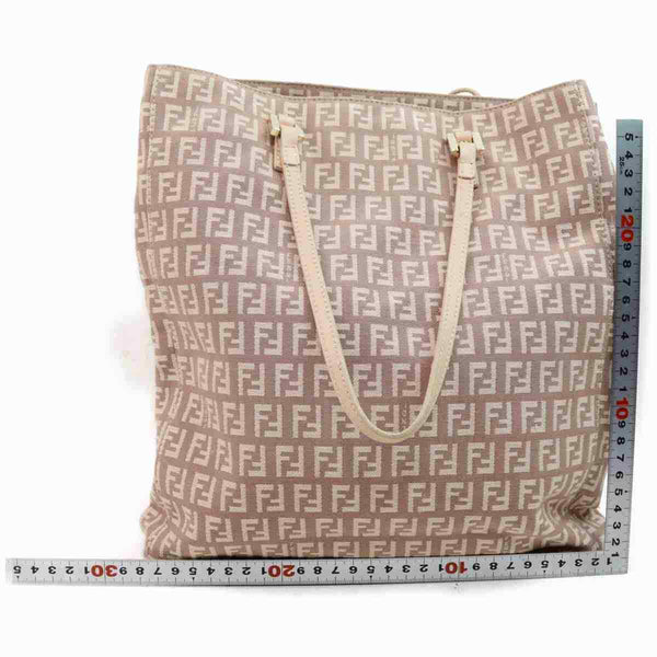 Pre-loved authentic Fendi Tote Bag Pink Zukka Canvas sale at jebwa