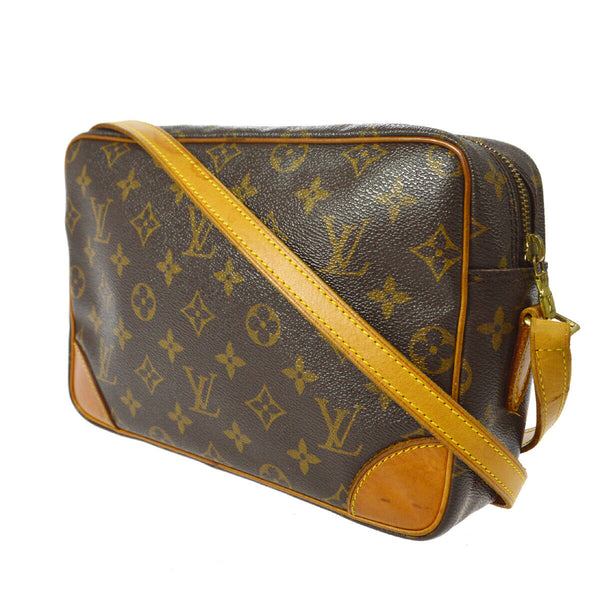 Pre-loved authentic Louis Vuitton Trocadero 27 sale at jebwa.