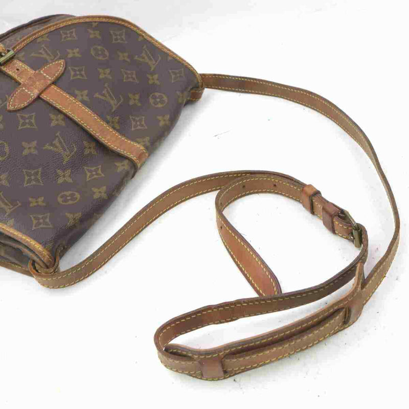 Louis Vuitton Monogram Saumur 30 Shoulder Cross Body Messenger Bag Unisex  MB1906