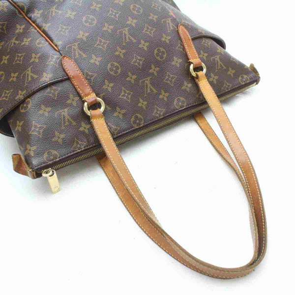 Pre-loved authentic Louis Vuitton Totally Mm Tote Bag sale at jebwa.