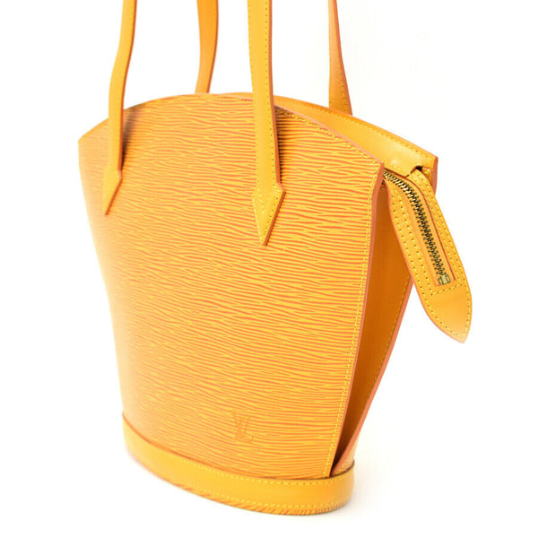 Pre-loved authentic Louis Vuitton Saint Jacques sale at jebwa.