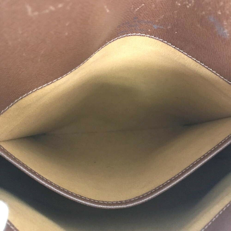 Pre-loved authentic Louis Vuitton Musette Gm Crossbody sale at jebwa.