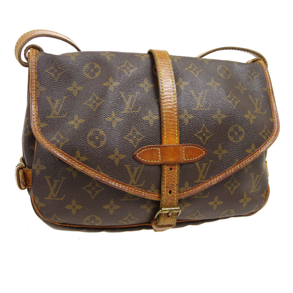 Pre-loved authentic Louis Vuitton Saumur 30 Messenger sale at jebwa.