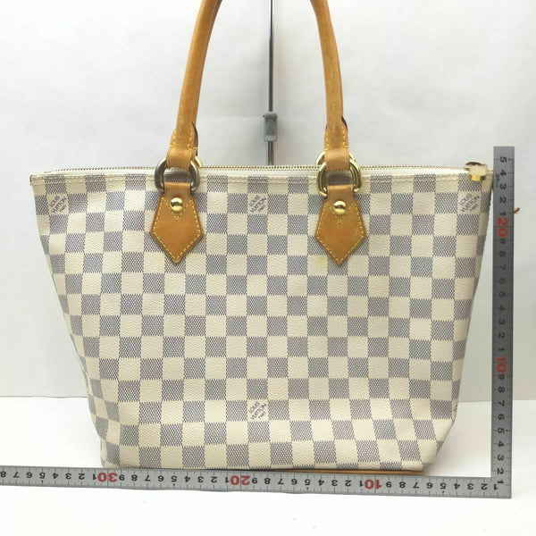 Pre-loved authentic Louis Vuitton Saleya Pm Tote Bag sale at jebwa.
