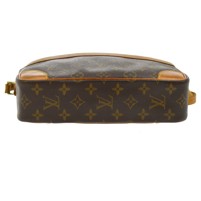 Pre-loved authentic Louis Vuitton Trocadero 27 Crossbody sale at jebwa.