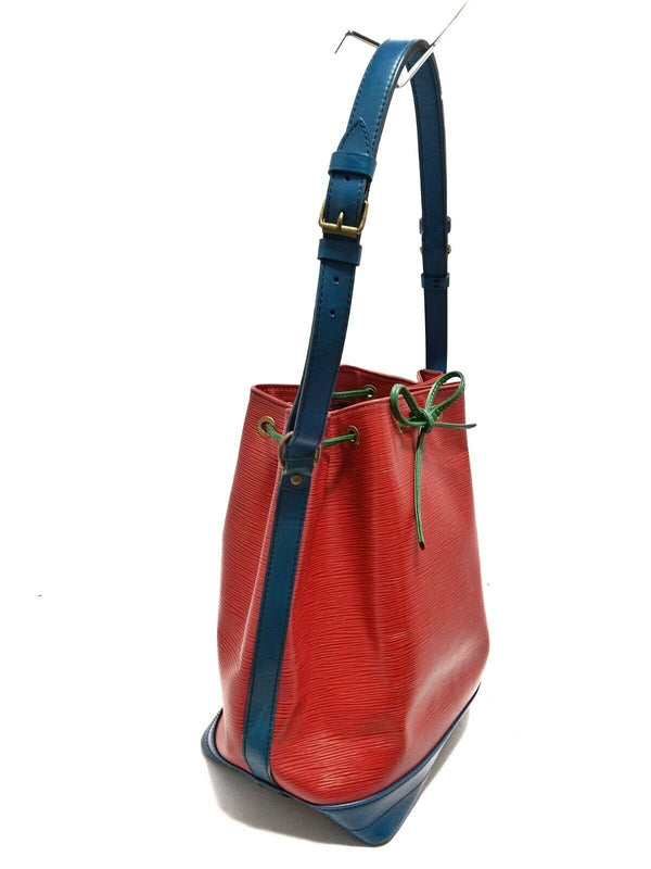 Pre-loved authentic Louis Vuitton Noe Shoulder Bag Epi sale at jebwa.