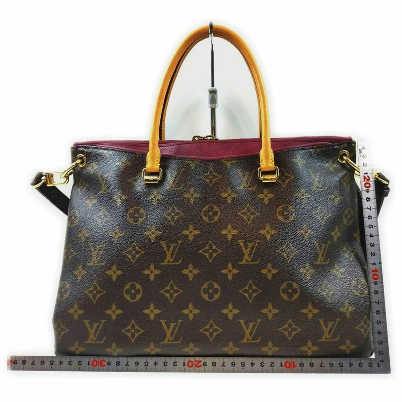 Pre-loved authentic Louis Vuitton Pallas Shoulder Bag sale at jebwa.