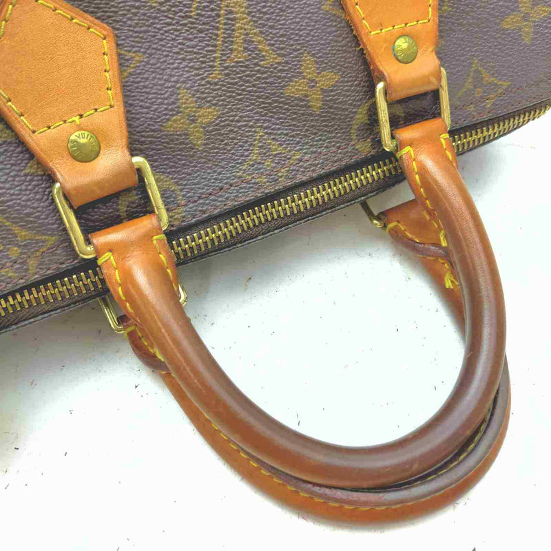 Pre-loved authentic Louis Vuitton Speedy 25 Hand Bag sale at jebwa.