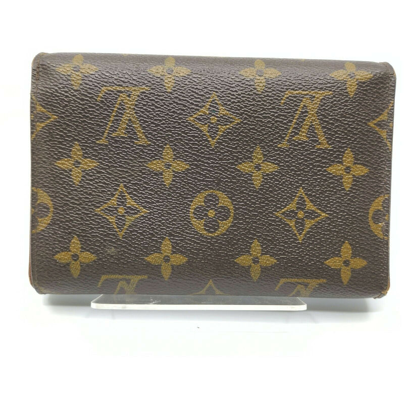 Pre-loved authentic Louis Vuitton Porte Tresor Wallet sale at jebwa.