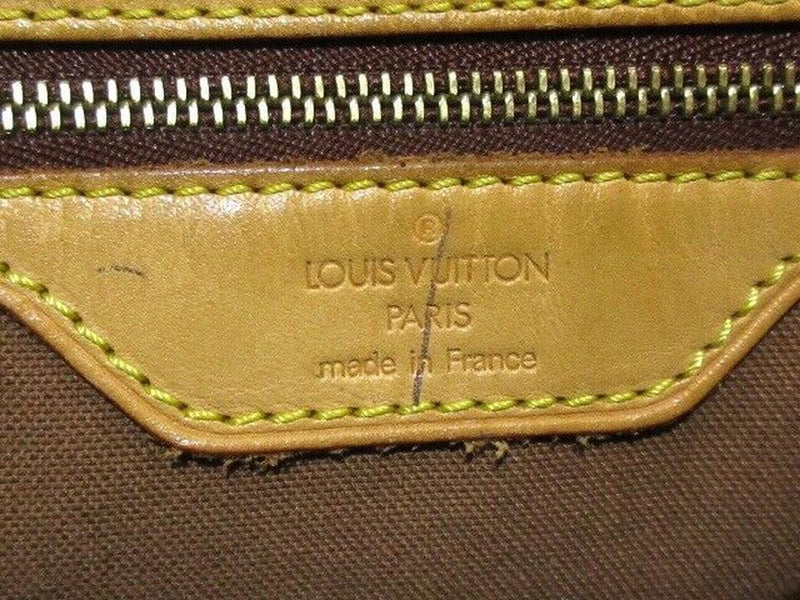 Pre-loved authentic Louis Vuitton Batignolles Vertical sale at jebwa.