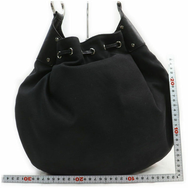 Pre-loved authentic Gucci Shoulder Bag Black Canvas sale at jebwa.