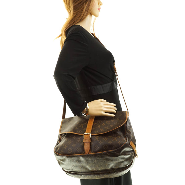 Louis Vuitton Saumur 35 Crossbody