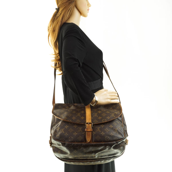 Louis Vuitton Saumur 35 Crossbody