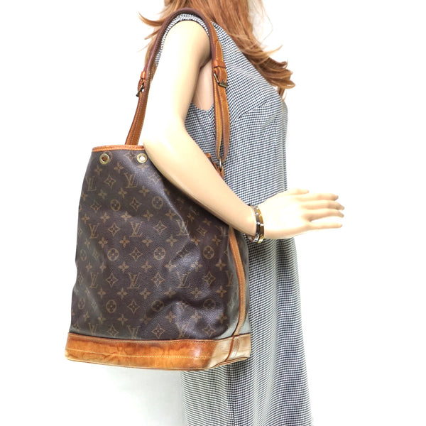 Pre-loved authentic Louis Vuitton Noe Shoulder Bag sale at jebwa