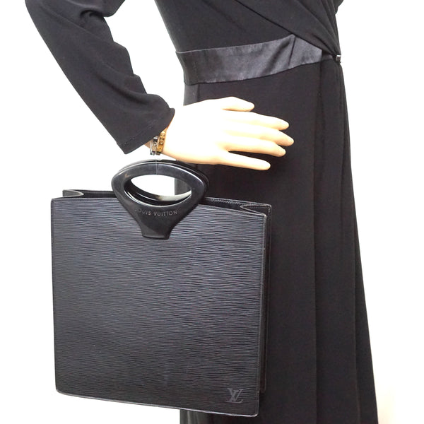 Pre-loved authentic Louis Vuitton Ombre Tote Bag Black sale at jebwa.