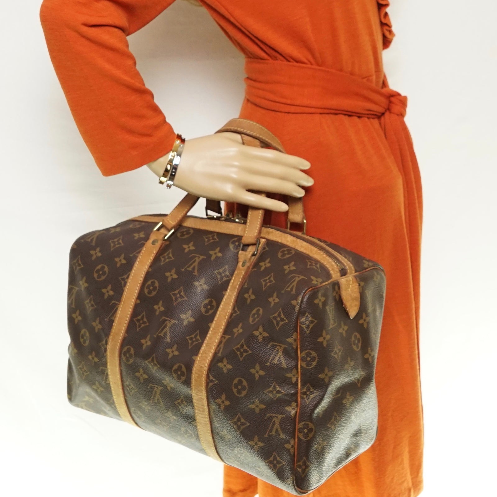 Louis vuitton sac souple 35 hotsell