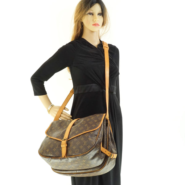 Louis Vuitton Saumur 35 Crossbody