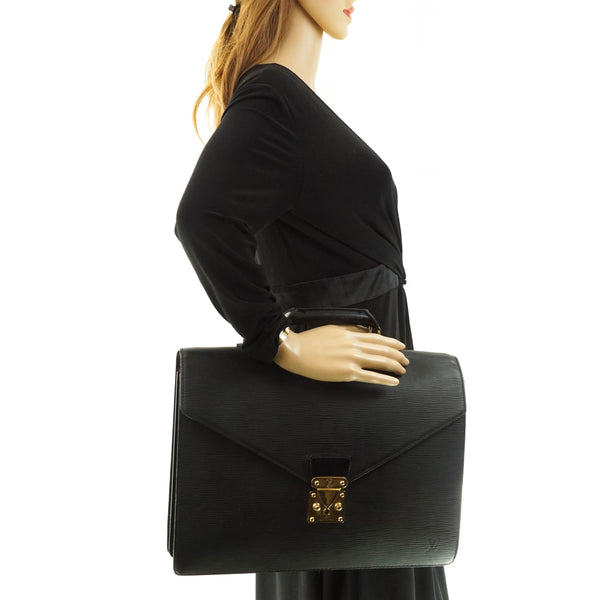 Louis Vuitton Serviette Ambassadeur