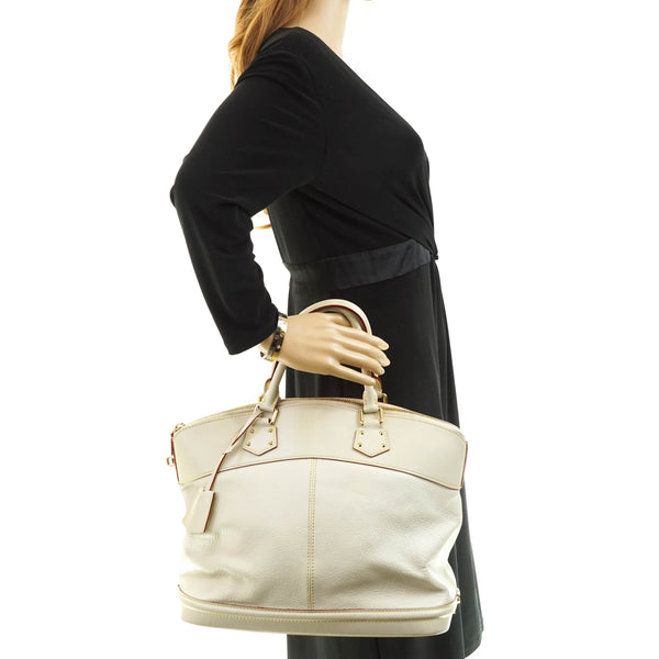 Louis Vuitton Suhali Lockit Mm Hand