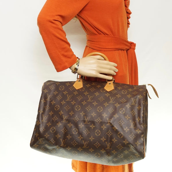 Louis Vuitton Speedy 40 Hand Bag