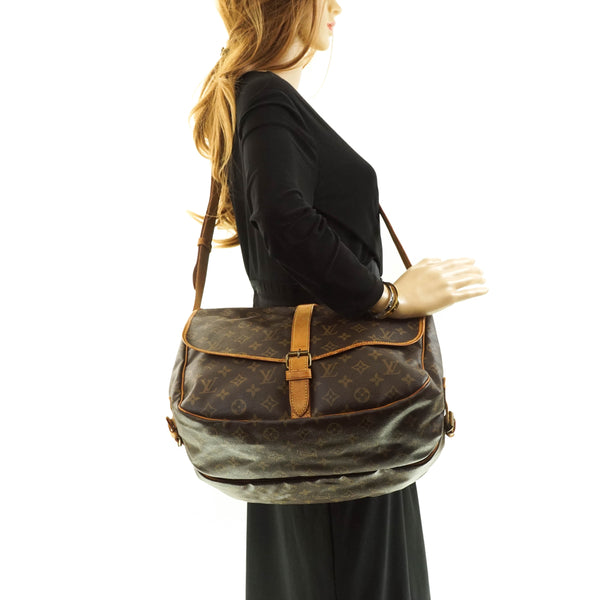 Louis Vuitton Saumur 35 Crossbody