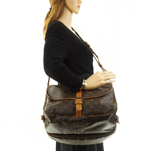 Louis Vuitton Saumur 35 Crossbody