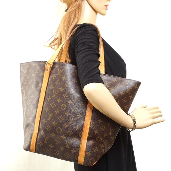 Louis Vuitton Sac Shopping Tote Bag
