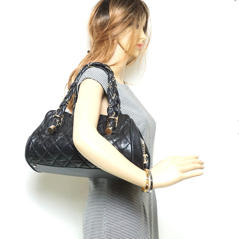 Pre-loved authentic Chanel Black Lamb Leather Hand Bag sale at jebwa