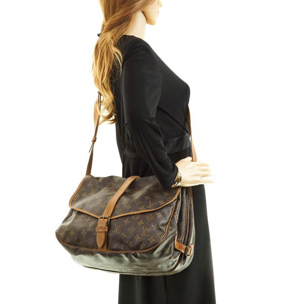 Louis Vuitton Saumur 35 Crossbody