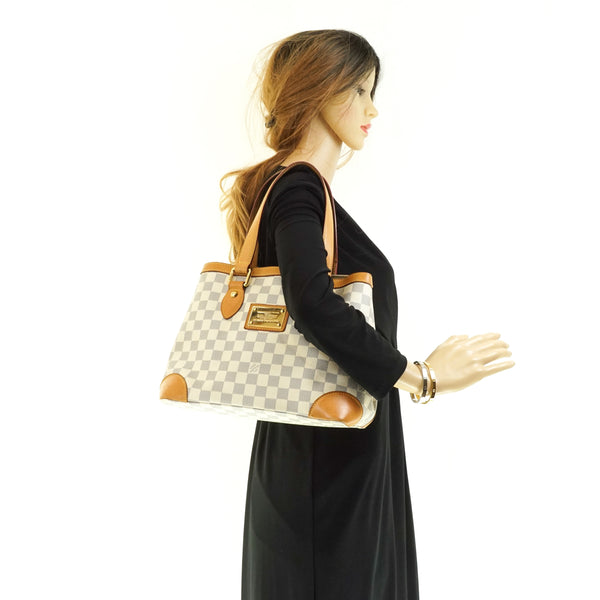 Pre-loved authentic Louis Vuitton Hampstead Pm Tote Bag sale at jebwa.