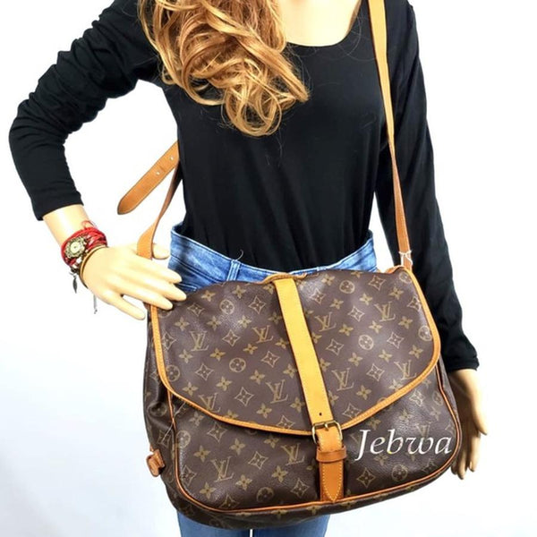 Louis Vuitton Saumur 35 Crossbody