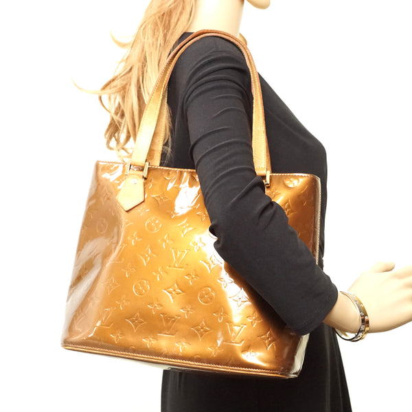 Pre-loved authentic Louis Vuitton Houston Tote Bag sale at jebwa.