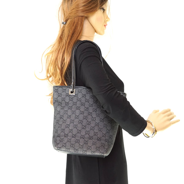 Gucci Tote Bag Black Gg Canvas