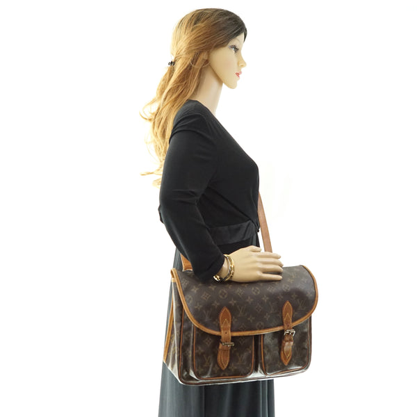 Louis Vuitton Gibeciere Gm Cross